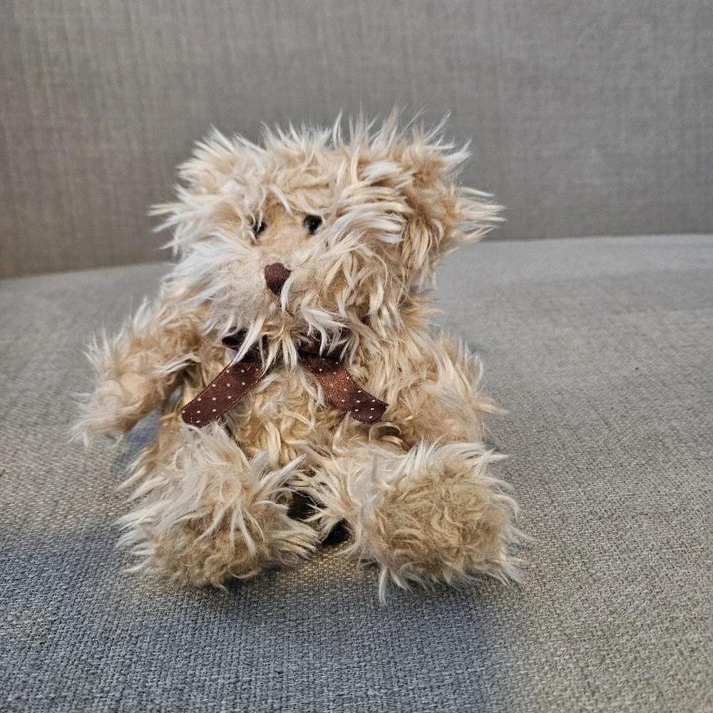 Radcliffe Bear Russ Plush Stuffed‎ Animal Fuzzy Tan Teddy